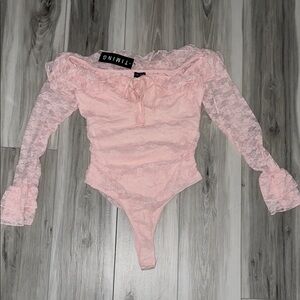 Timing Soft Pink Lace Off-Shoulder Bodysuit